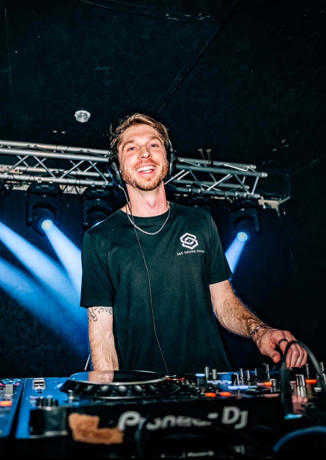 Chris Maze